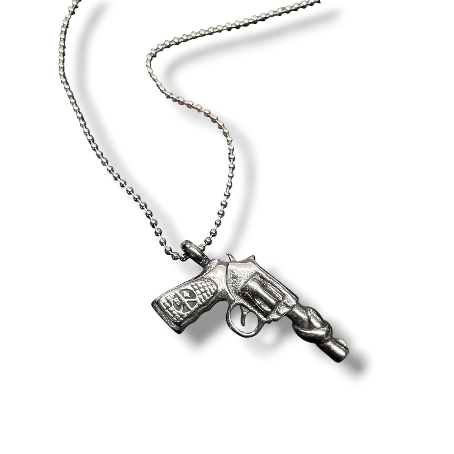 Colgante pistola